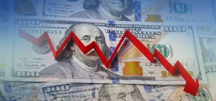 Is the US Dollar Close to a Crash? Is the US Dollar Close to a Crash?