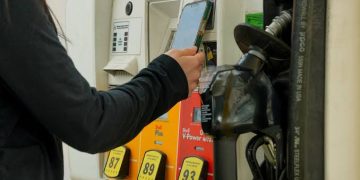 Bali Fuel Crisis Continues as Extra Deliveries Fail to Clear Petrol Queues